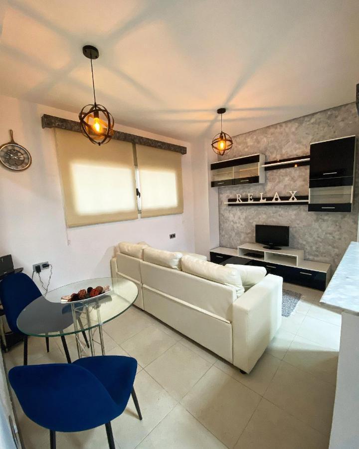 Aparta suite la nuit Calafell Extérieur photo